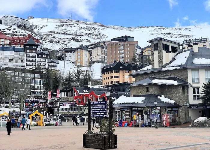 SKI PLAZA SIERRA NEVADA&Zona Baja